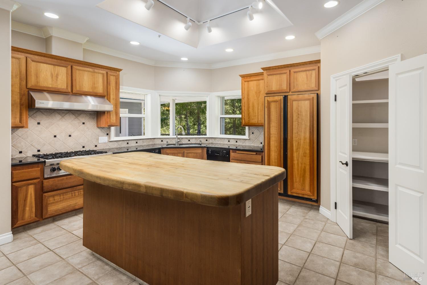 8930 Highway 116 Forestville CA 95436