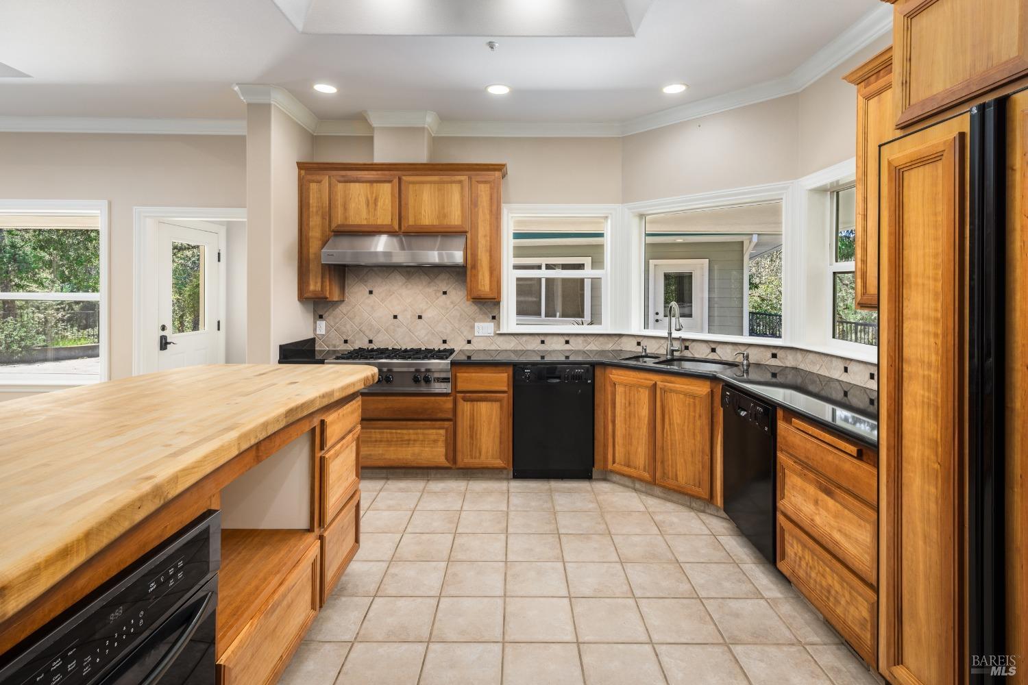 8930 Highway 116 Forestville CA 95436