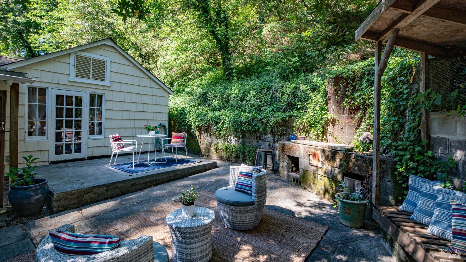 185 Tamal Road Forest Knolls CA 94933