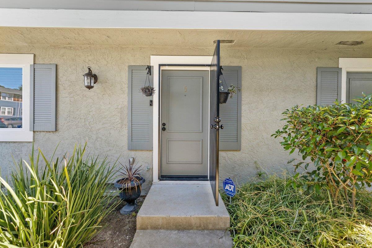 5 Parrott Street Vallejo CA 94590