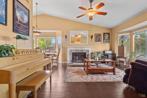 356 Wilson Lane Windsor CA 95492