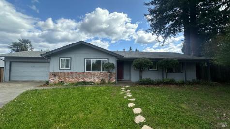 175 Nehoc Court Ukiah CA 95482
