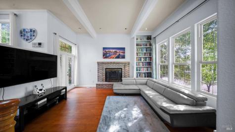 4742 Livingstone Place Santa Rosa CA 95405