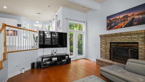 4742 Livingstone Place Santa Rosa CA 95405