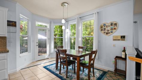 4742 Livingstone Place Santa Rosa CA 95405