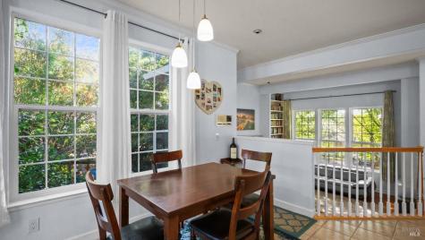 4742 Livingstone Place Santa Rosa CA 95405