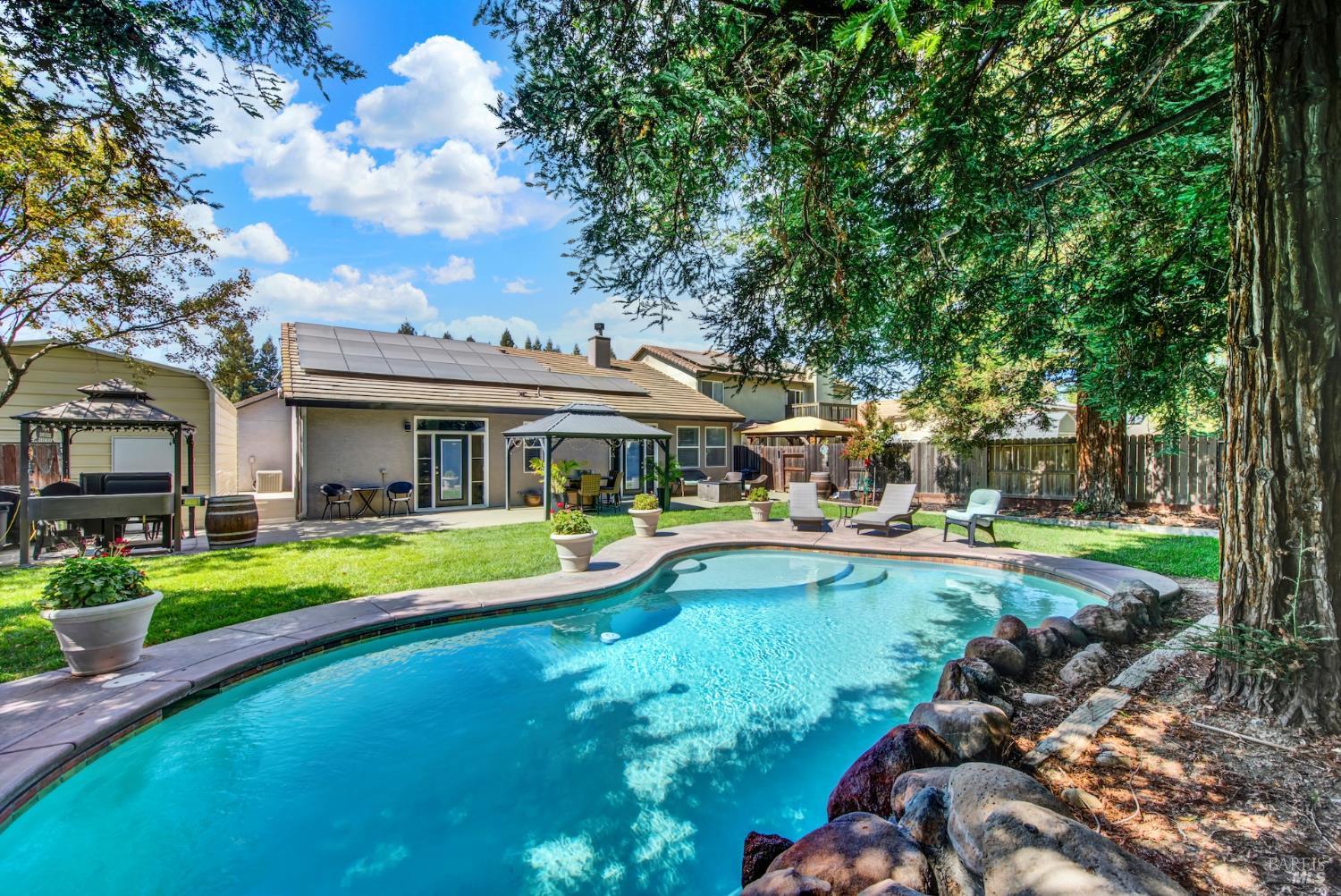 1520 Hannah Court Dixon CA 95620