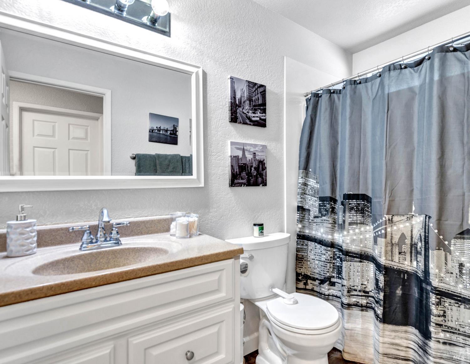 127 American Way Vacaville CA 95687