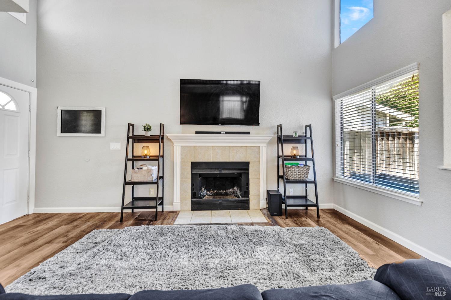 127 American Way Vacaville CA 95687