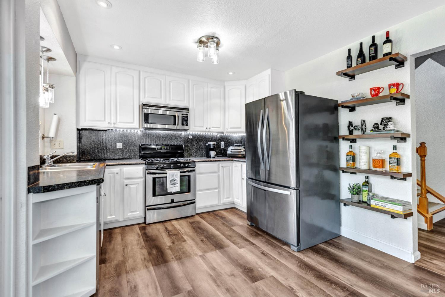 127 American Way Vacaville CA 95687