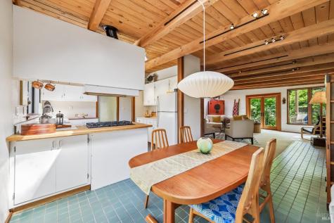 2515 Stepps Road Sebastopol CA 95472