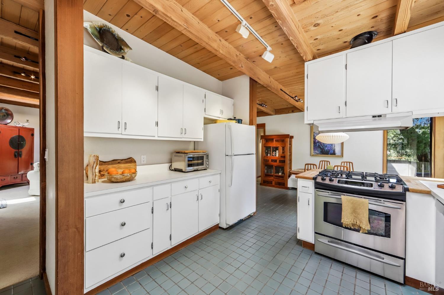 2515 Stepps Road Sebastopol CA 95472
