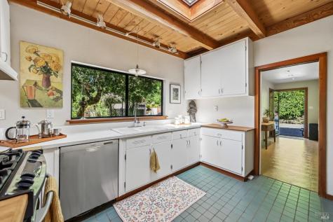 2515 Stepps Road Sebastopol CA 95472