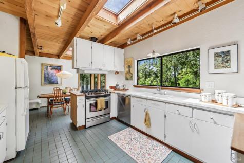 2515 Stepps Road Sebastopol CA 95472