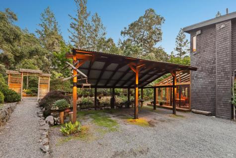 2515 Stepps Road Sebastopol CA 95472