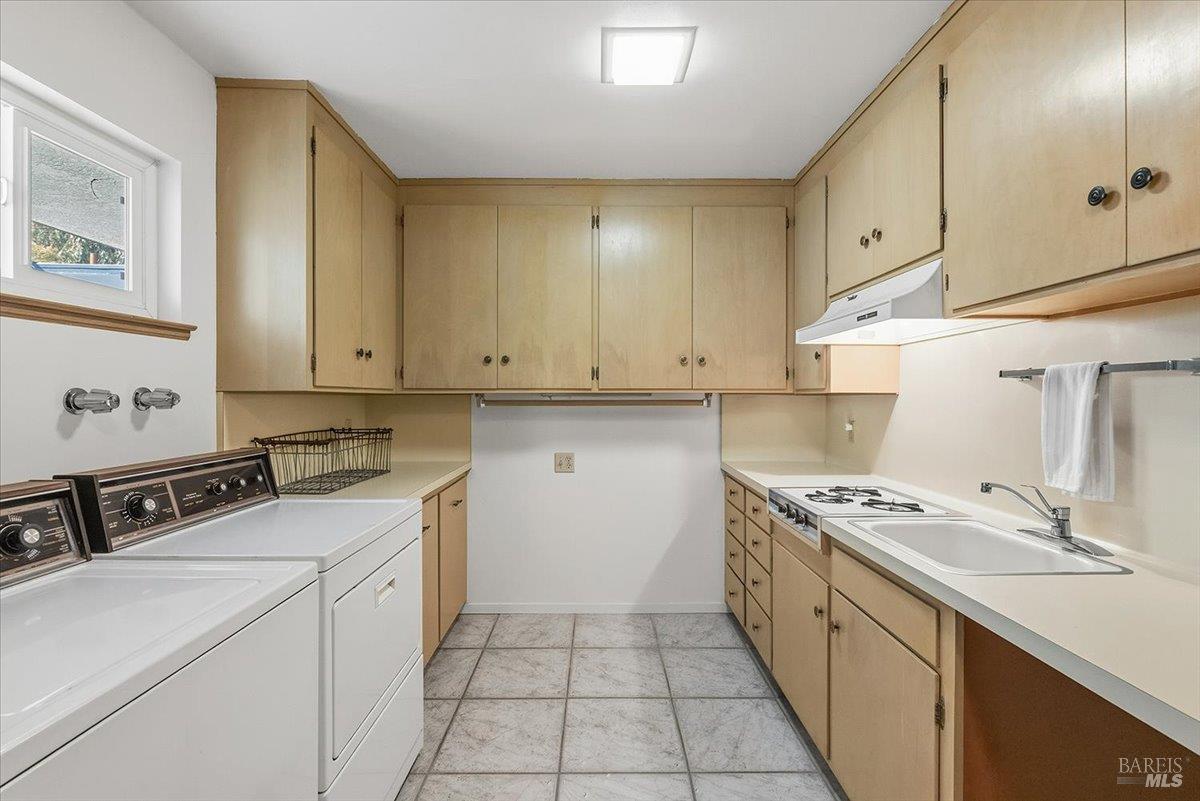 920 Goodwin Avenue Penngrove CA 94951