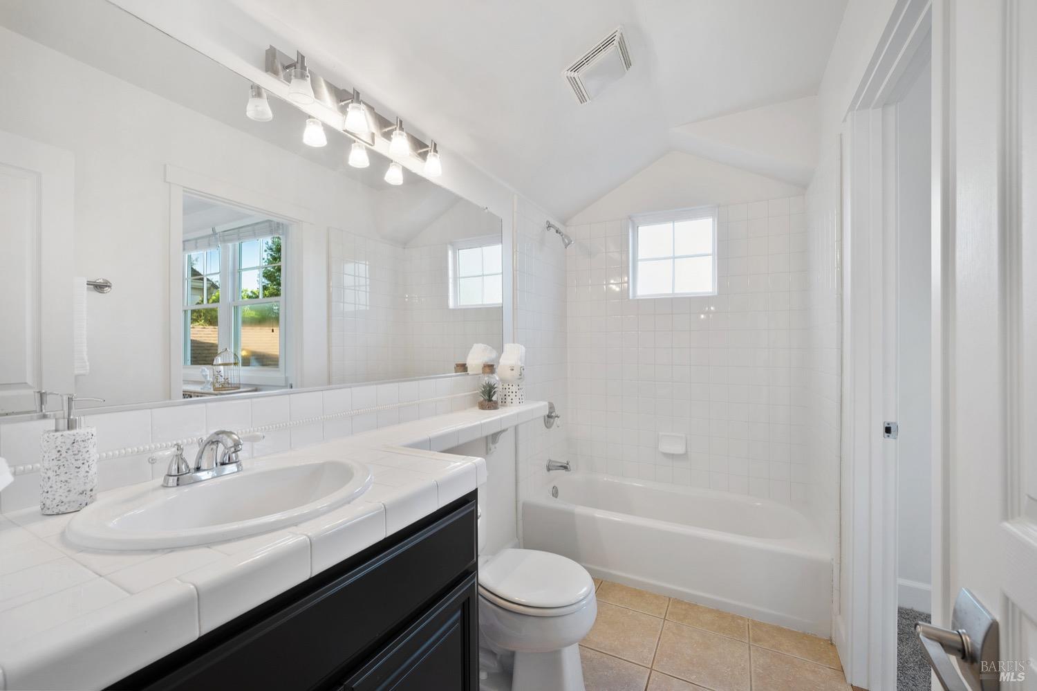 1347 Brockman Lane Sonoma CA 95476