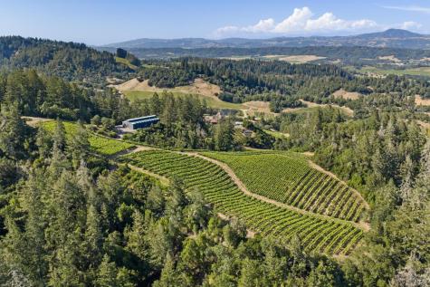 2355 W Dry Creek Road Healdsburg CA 95448