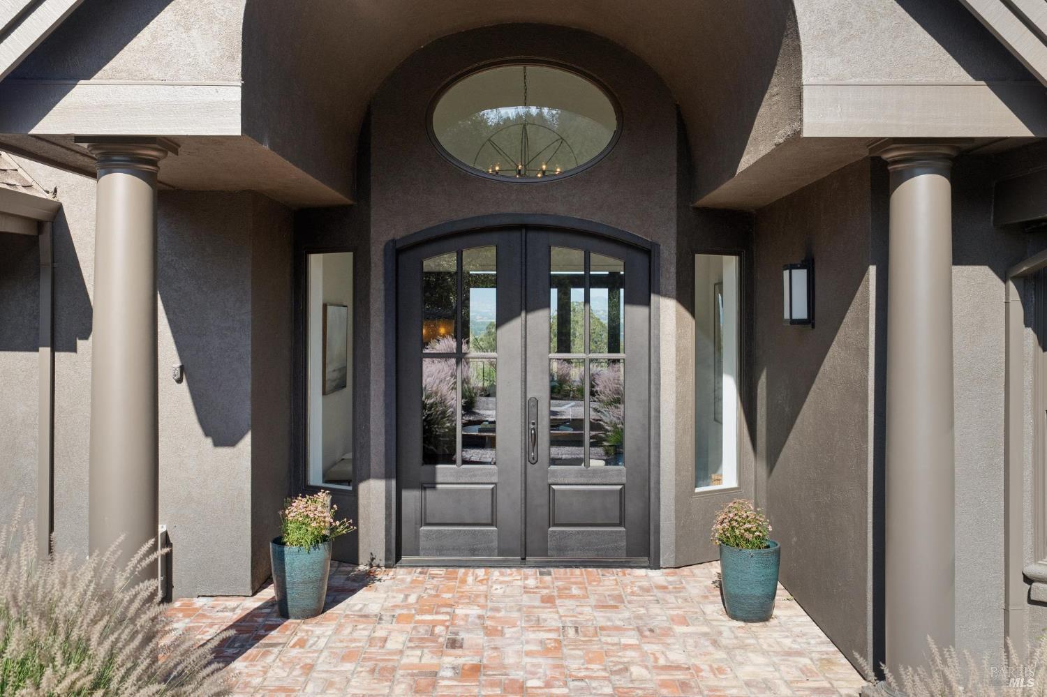 2355 W Dry Creek Road Healdsburg CA 95448