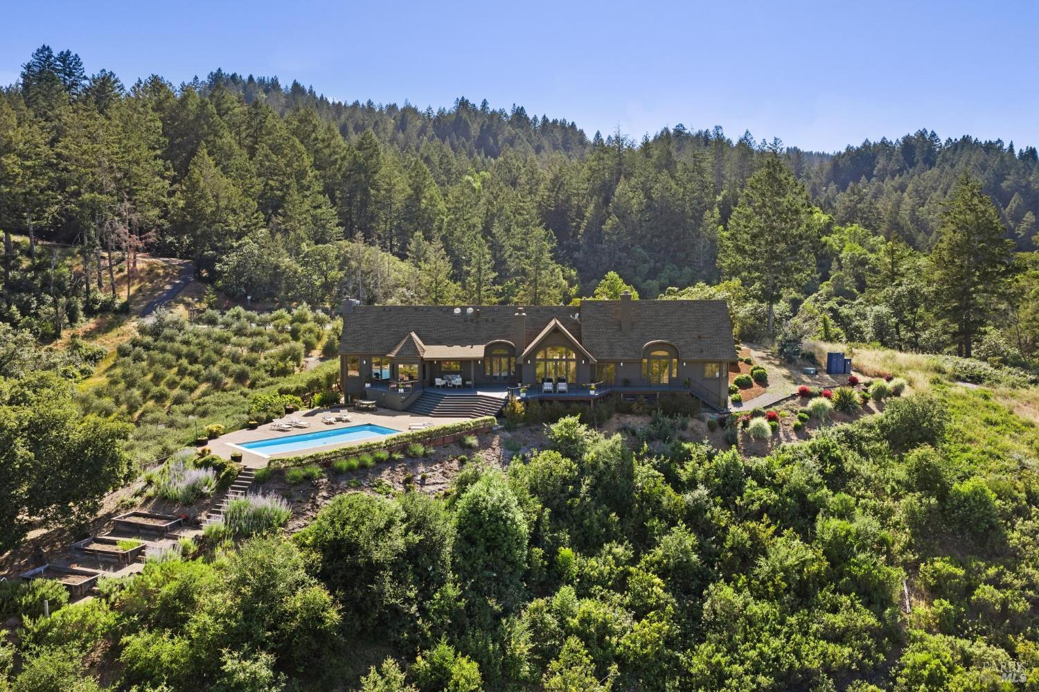 2355 W Dry Creek Road Healdsburg CA 95448