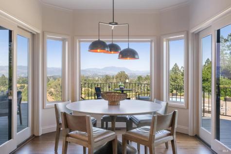 2355 W Dry Creek Road Healdsburg CA 95448