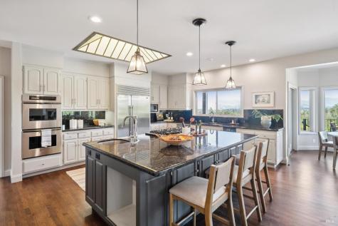 2355 W Dry Creek Road Healdsburg CA 95448