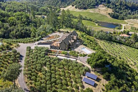2355 W Dry Creek Road Healdsburg CA 95448