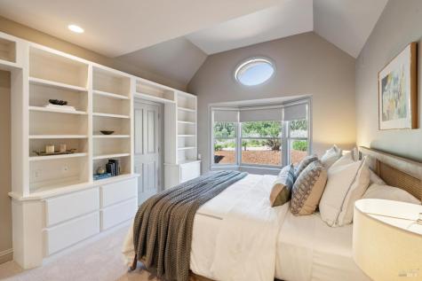 2355 W Dry Creek Road Healdsburg CA 95448