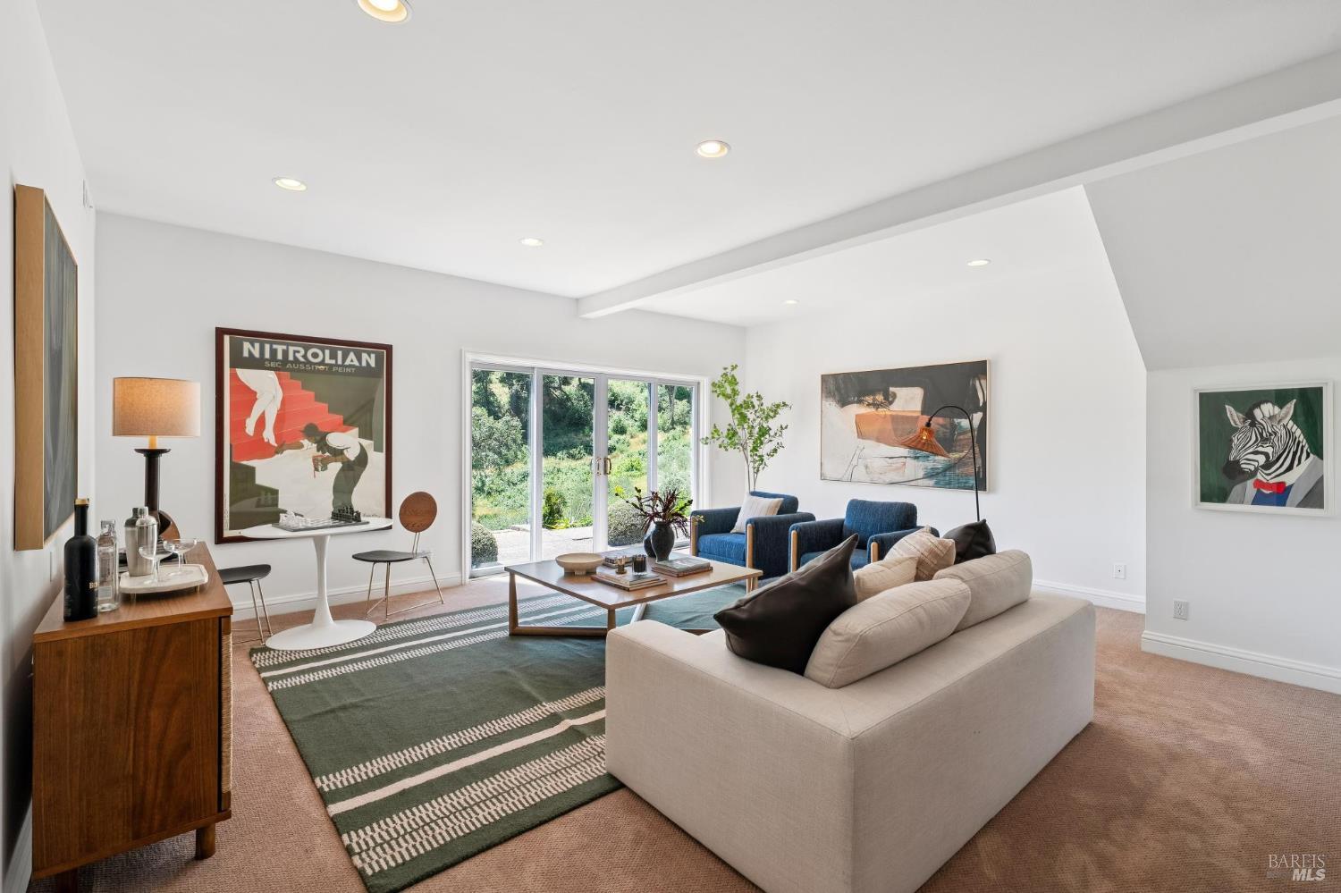 2355 W Dry Creek Road Healdsburg CA 95448