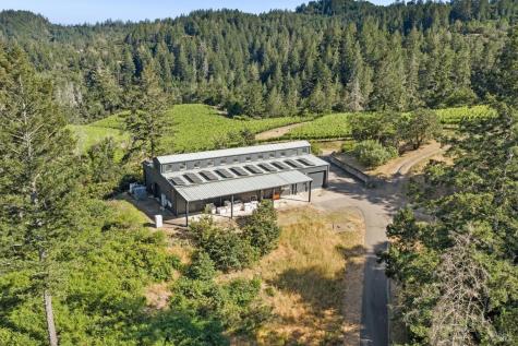 2355 W Dry Creek Road Healdsburg CA 95448