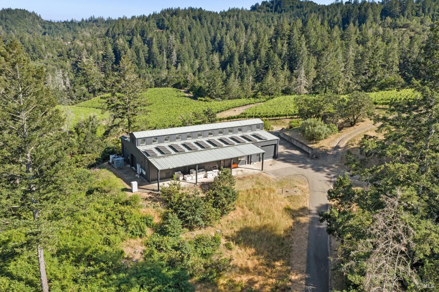 2355 W Dry Creek Road Healdsburg CA 95448