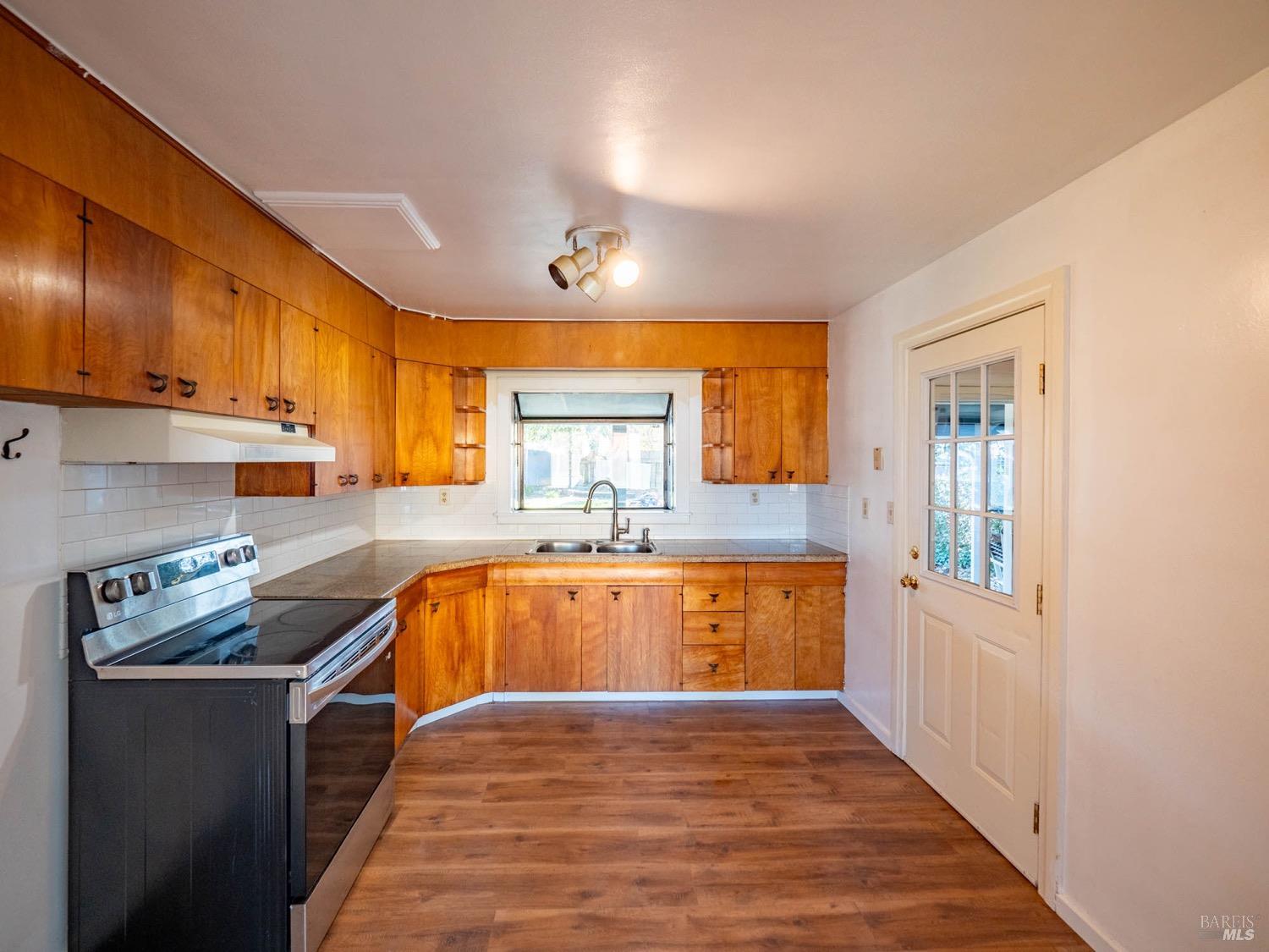 17941 Haehl Street Boonville CA 95415