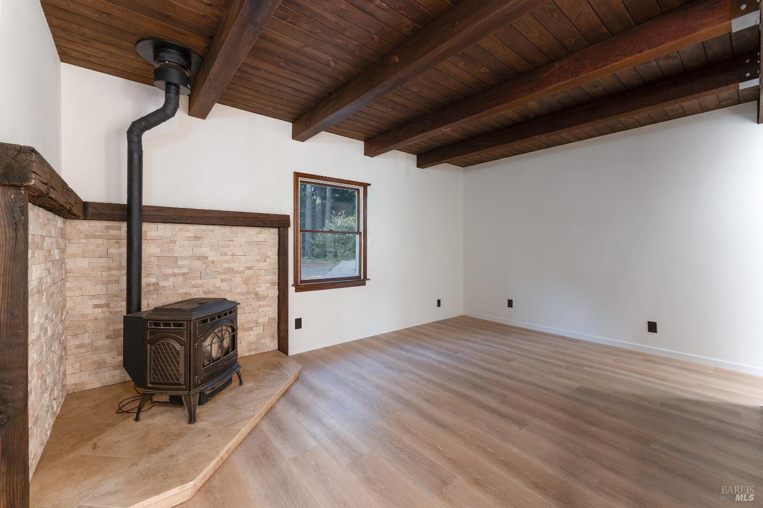 24180 Birch Place Willits CA 95490