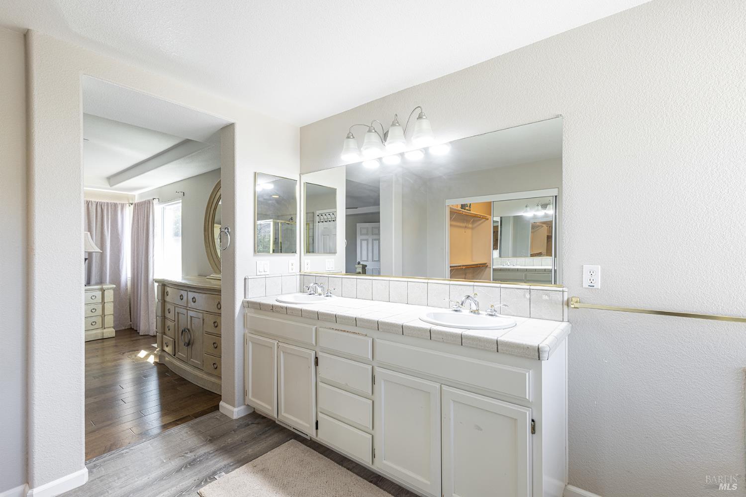 8119 Luisa Way Windsor CA 95492