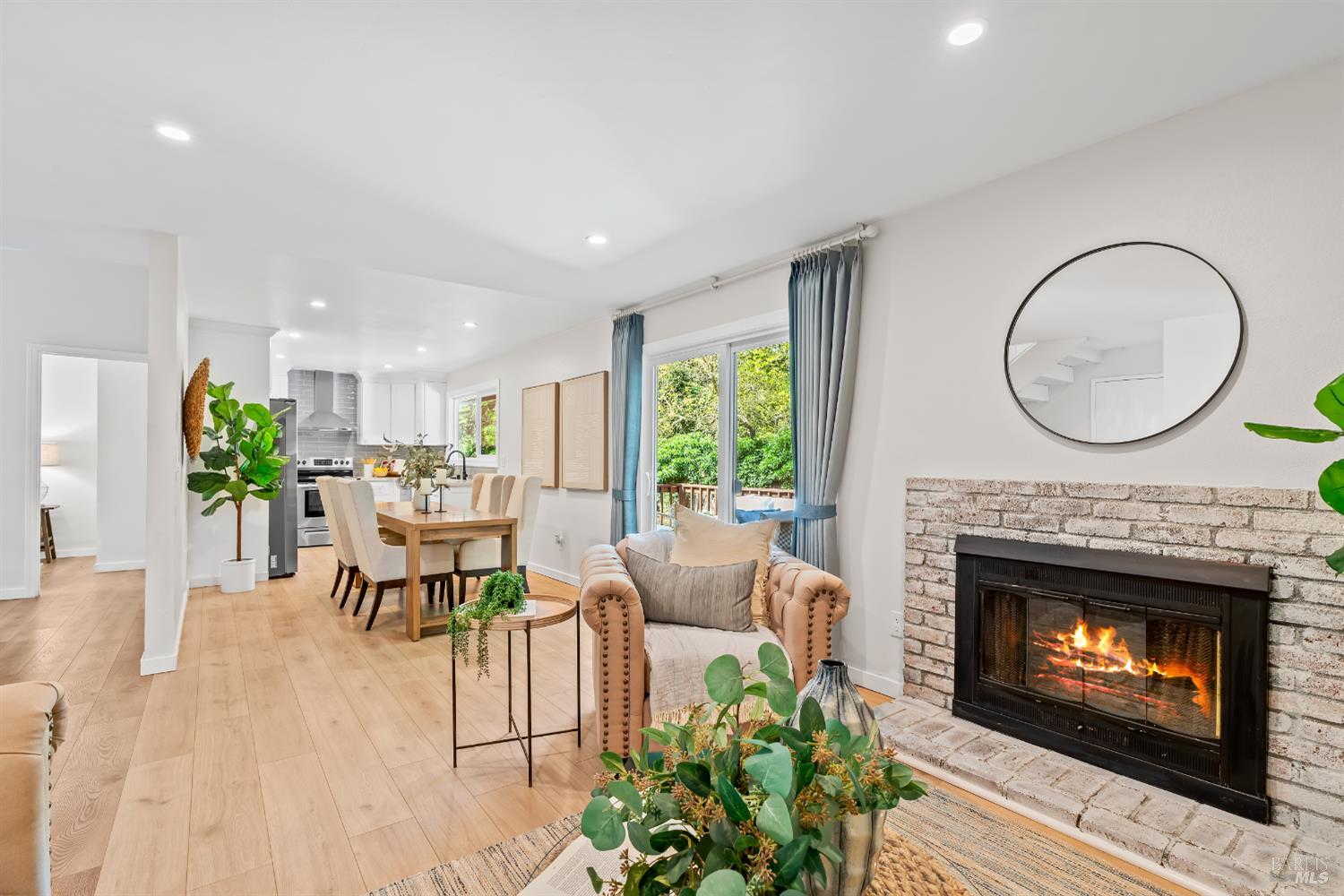 4367 Gloria Court Rohnert Park CA 94928