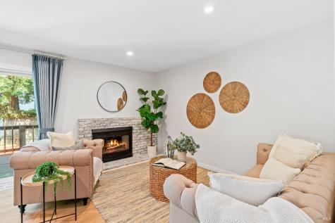 4367 Gloria Court Rohnert Park CA 94928