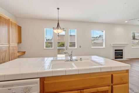 445 Muscat Drive Cloverdale CA 95425