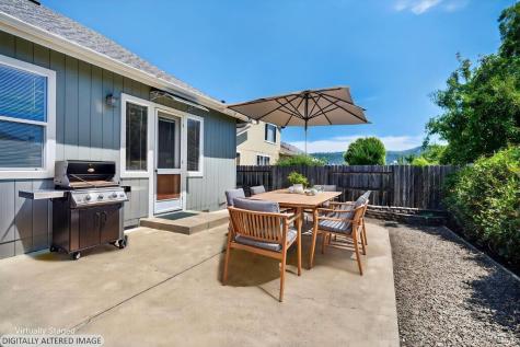 445 Muscat Drive Cloverdale CA 95425