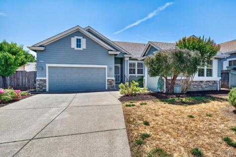 445 Muscat Drive Cloverdale CA 95425
