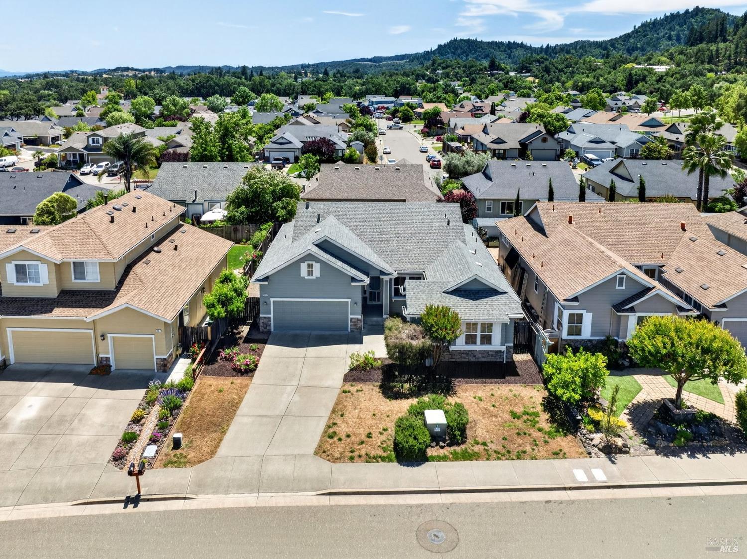 445 Muscat Drive Cloverdale CA 95425