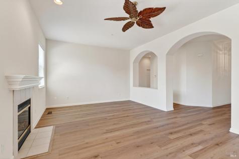 445 Muscat Drive Cloverdale CA 95425