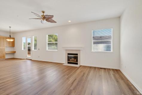 445 Muscat Drive Cloverdale CA 95425