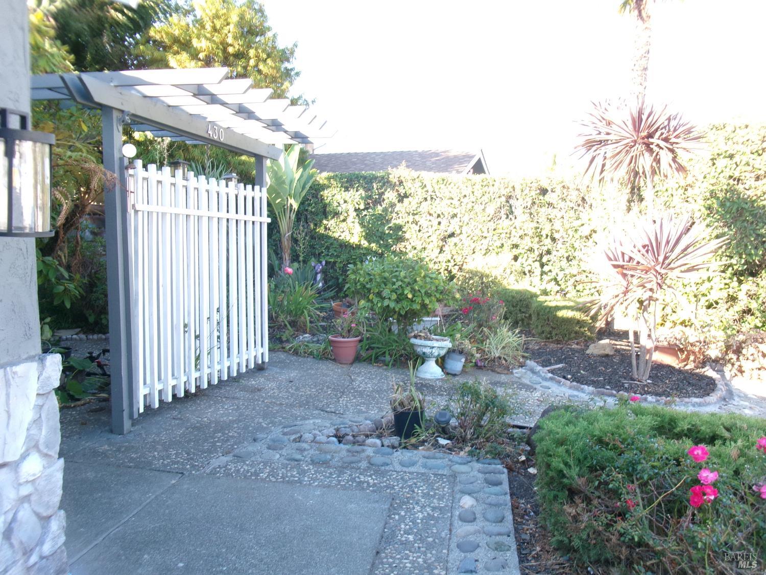 430 Larkin Drive Benicia CA 94510