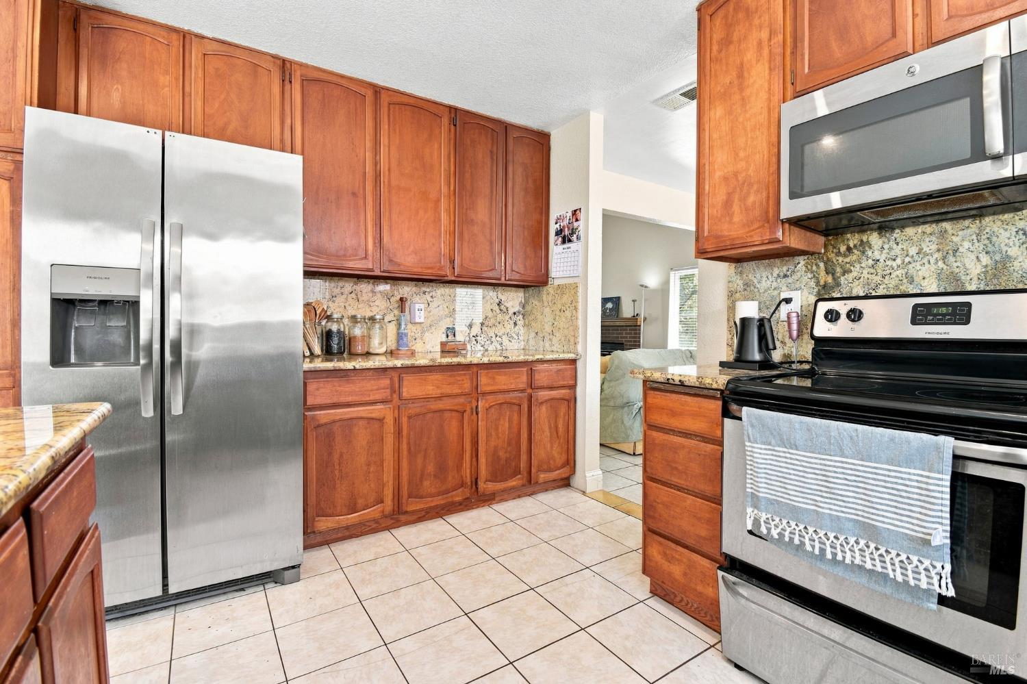 2432 San Sebastian Avenue Santa Rosa CA 95401