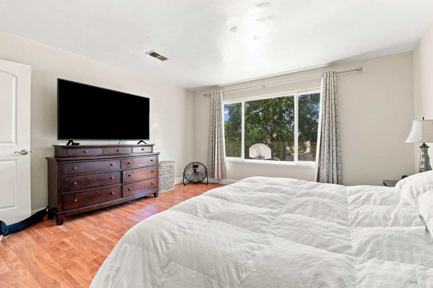2432 San Sebastian Avenue Santa Rosa CA 95401