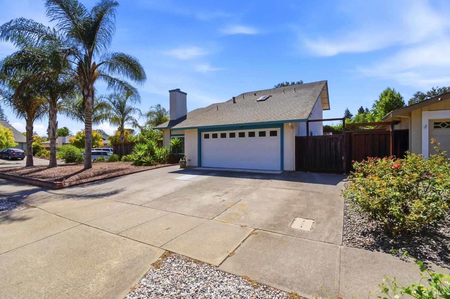 2432 San Sebastian Avenue Santa Rosa CA 95401