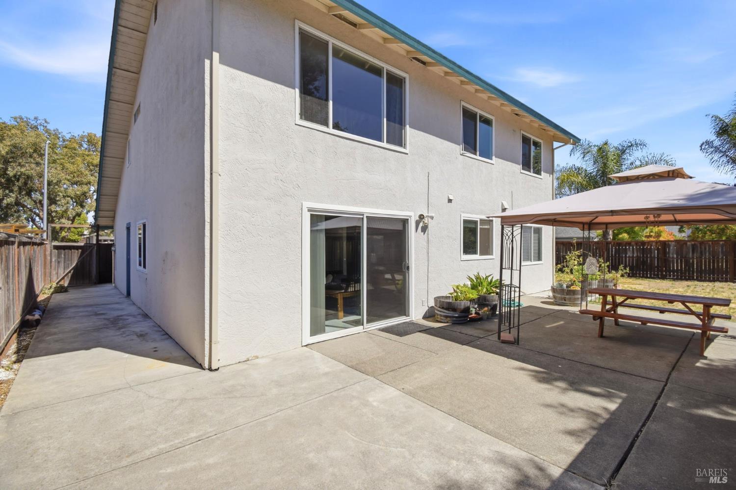 2432 San Sebastian Avenue Santa Rosa CA 95401