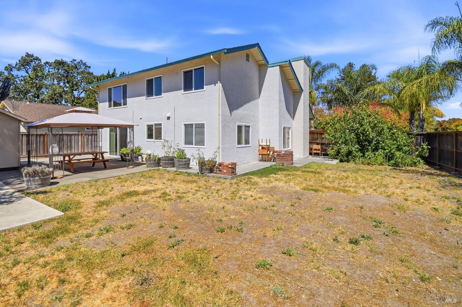 2432 San Sebastian Avenue Santa Rosa CA 95401