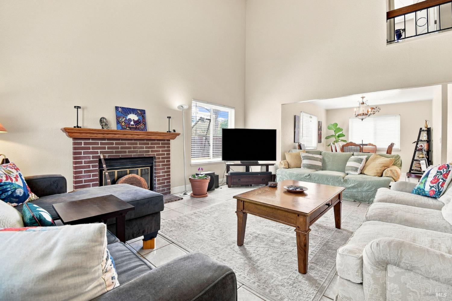 2432 San Sebastian Avenue Santa Rosa CA 95401
