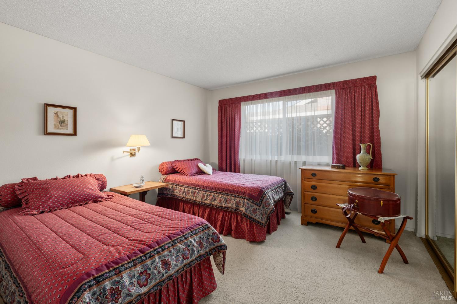 8826 Oakmont Drive Santa Rosa CA 95409